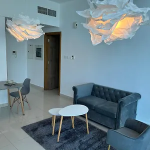 Apartman Golden Vacation Homes Continental Tower Marina